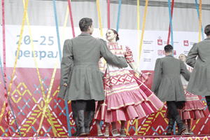 Уникальные изделия и национальный колорит: в Перми прошла Ярмарка народных промыслов